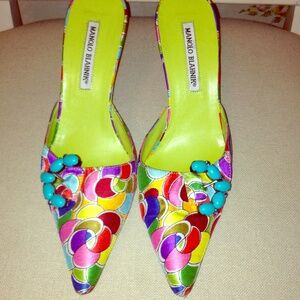 Manolo Blahnik Multicolor Floral Pattern Pointed Toe Heels with Turquoise Accent